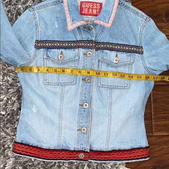 Vintage Guess Blue Boho Embroidered Distressed Denim Jacket Festival Con… - Picture 14 of 16
